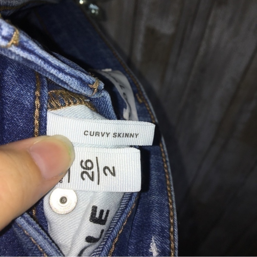 Loft Curvy Skinny Double Hem Jeans - Picture 8 of 8